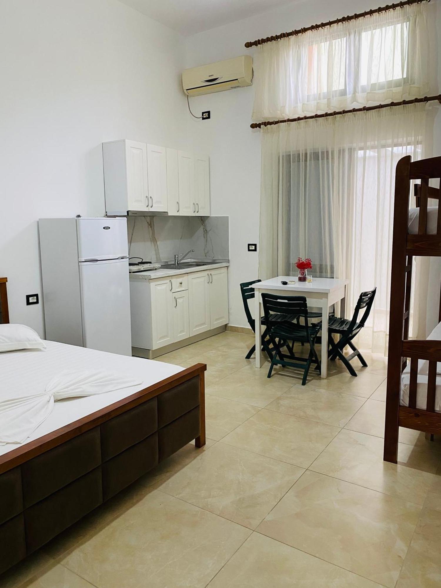 Villa Jurgen Durrës Extérieur photo